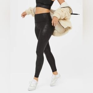 NWT Aerie OFFLINE The Hugger High Waisted Crackle Legging Sz Xl